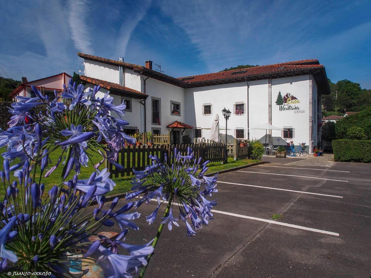 Casa De La Montana Albergue Turistico Avin Exterior photo